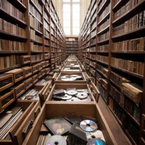 Масштабный общий фонд и литературный архив портала Прозару.ком